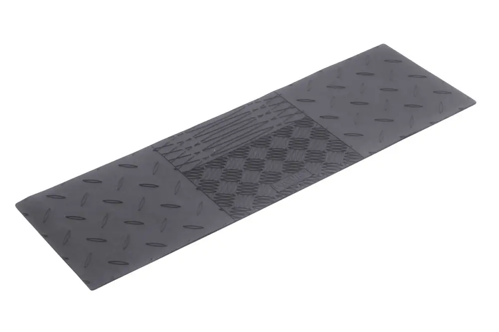 Nejprodávanější Gumový autokoberec přes tunel 245x740 mm | RIGUM
