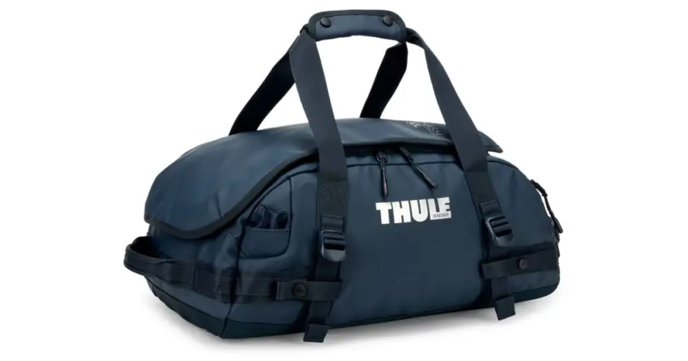 Thule Chasm S sportovní taška 30 L TDSD301 - Darkest Blue Tovární Cena