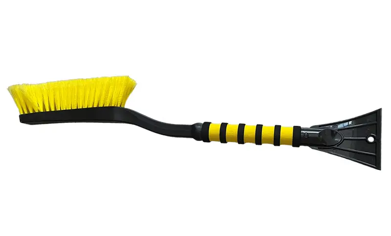 Škrabka na led se smetáčkem BEAR 65cm Jen Po Omezenou Doba